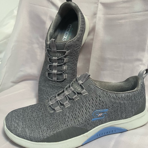 Wmns Skechers Elsa Fine moment Comfy 
Slip on/ Grey blue / 104225/ size 8.5 - Picture 1 of 6
